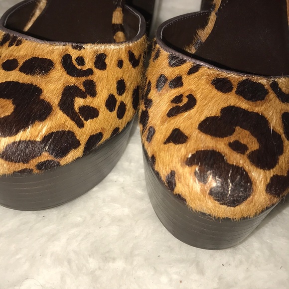 ⬇️DVF Leopard calf hair Finn platform heels - Picture 4 of 8